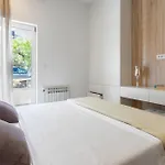 Jakic 2 フヴァル