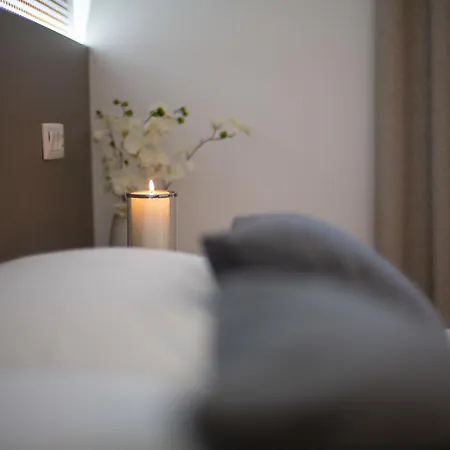 Jakic 2 ゲストハウス