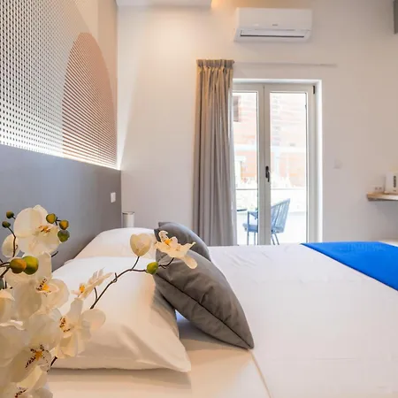 Jakić 2 4* Hvar Town