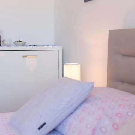 Jakic 2 Gæstehus *