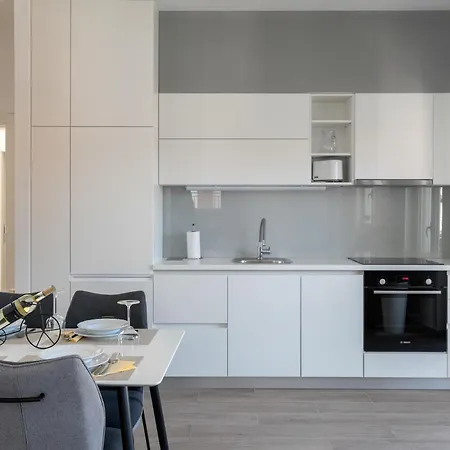 Jakic 2 게스트하우스 4*